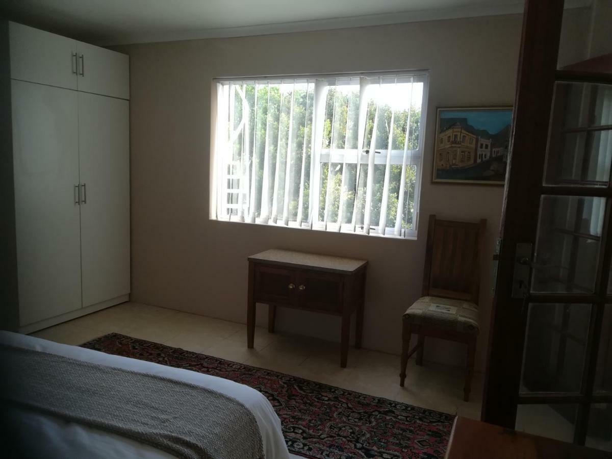 Daphne'S Place Apartment Hermanus Exterior photo